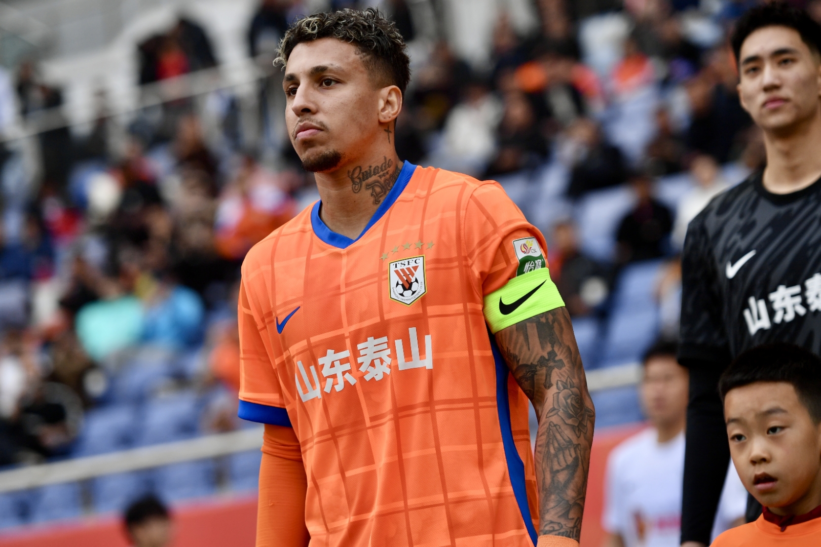 世界杯转会风云：山东泰山盯上锋线强援，孙铭徽或成交易筹码(孙铭徽世界杯表现)
