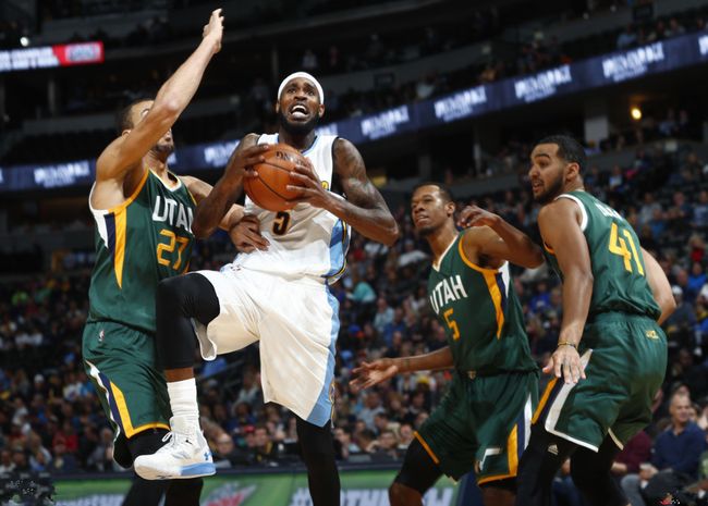 包含库里状态火爆，西甲季后赛对阵罗马，丹佛掘金力争连胜的词条